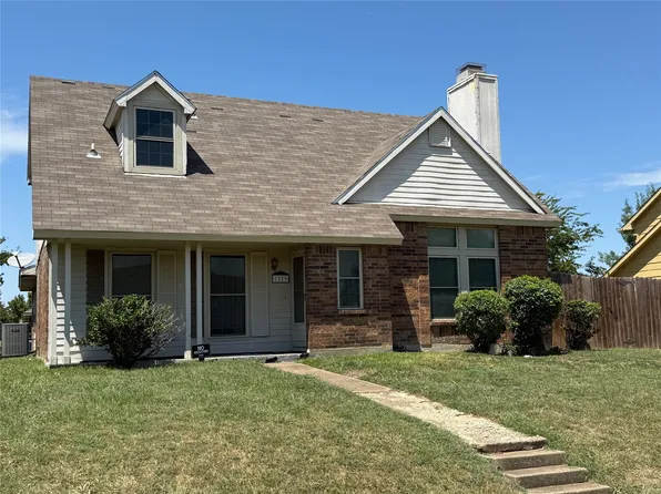 1229 Greenbriar Ln, Lancaster, TX 75146