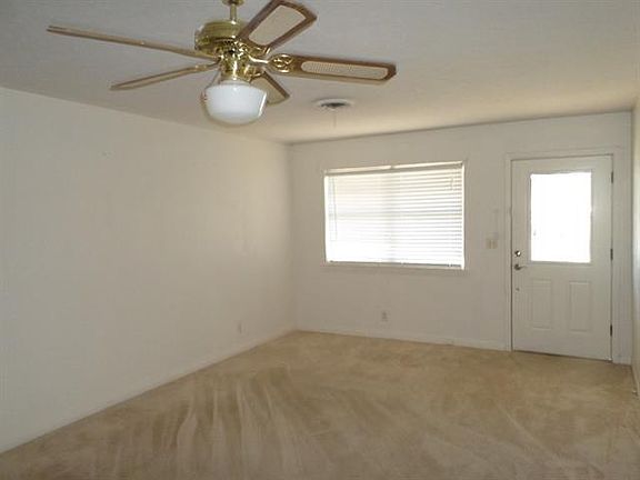 3rd image of 1302 Rock St