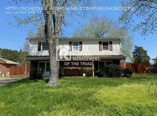 902 W Meadowview Rd, Greensboro, NC 27406