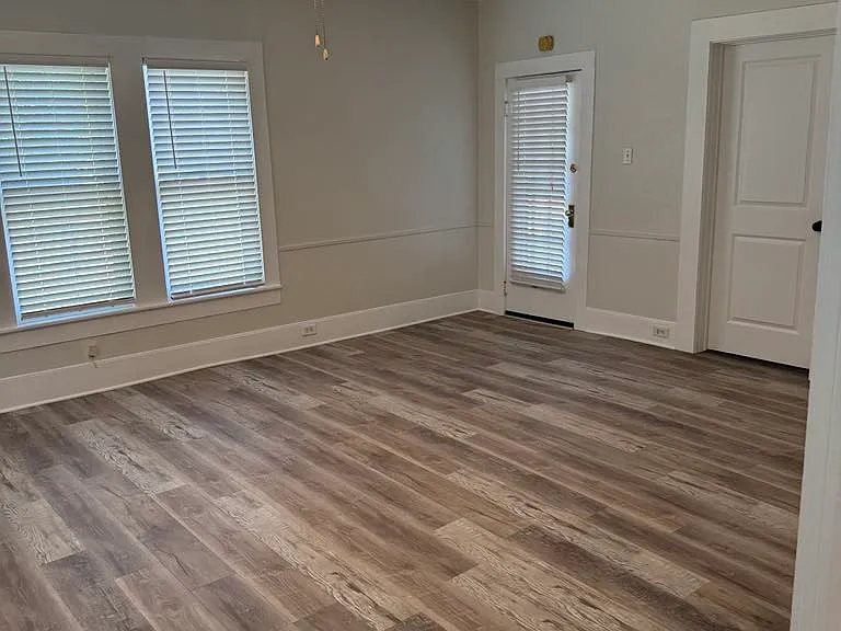 712 N Ollie St — Photo 2