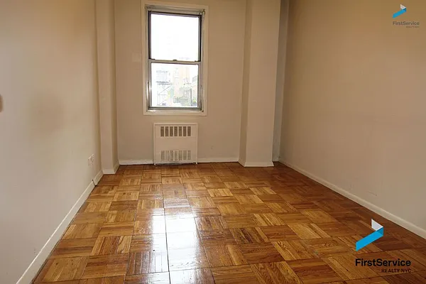 Rented by FirstService Realty (legacy) | media 4