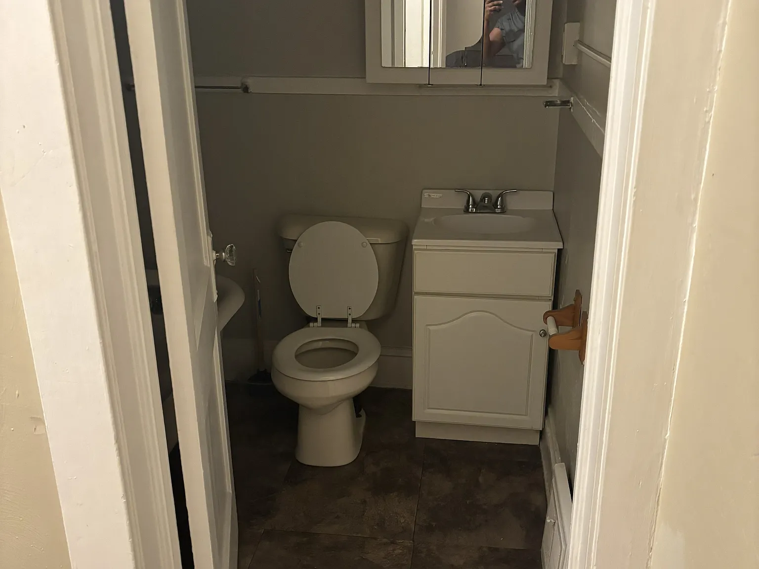 2 bed, 950 sqft, $1,350 — Photo 2