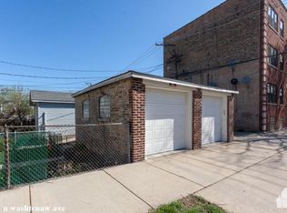 2901 N Washtenaw Ave #1116, Chicago, IL 60618