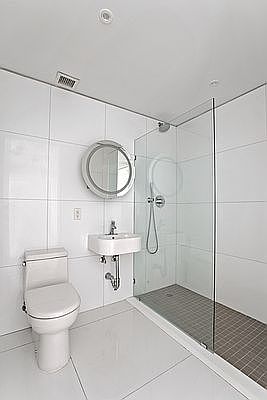 4th image of 329 Pleasant Ave #1O