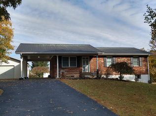 878 Happy Top Rd, Clay City, KY 40312