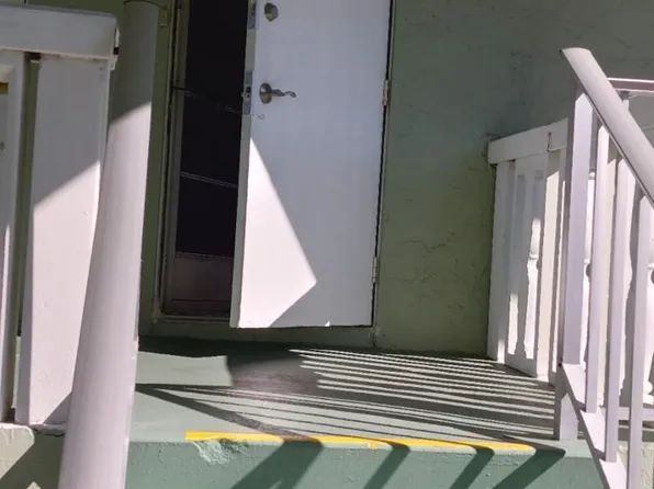 3100 Springdale Boulevard #317, Palm Springs, FL 33461