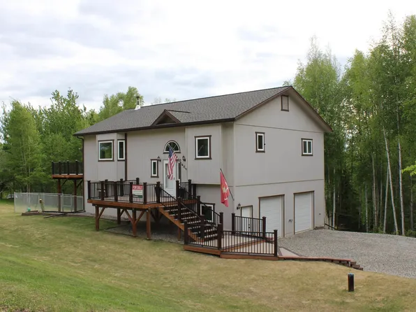 957 Fitz Ct, Fairbanks, AK 99712