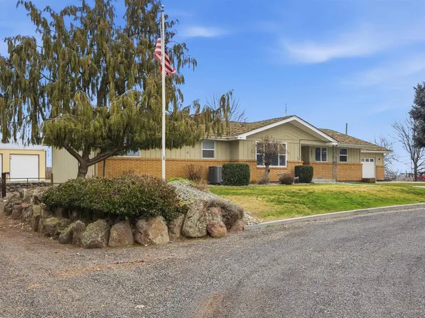 1681 Olmstead Rd, Grandview, WA 98930