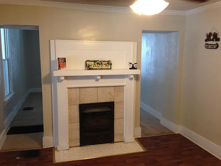 Woodlawn — Photo 16