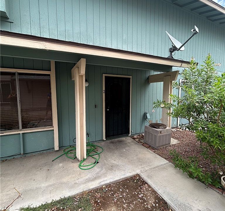 1st image of 4758 Roberta St Unit 2
