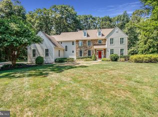 825 Elderberry Ln, West Chester, PA 19380