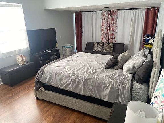 5th image of 2050 Oleander Blvd APT 5-206