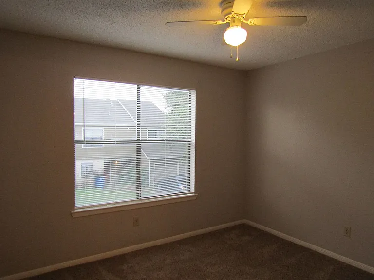 12312 Abney Dr — Photo 12