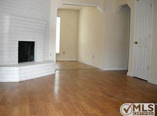 4207 Coronet Ln, Arlington, TX 76017