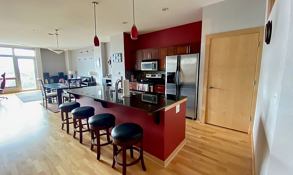 1st image of 601 E Ogden Ave Unit 404