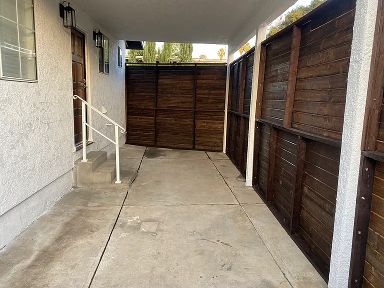 5622 Aldama St — Photo 13