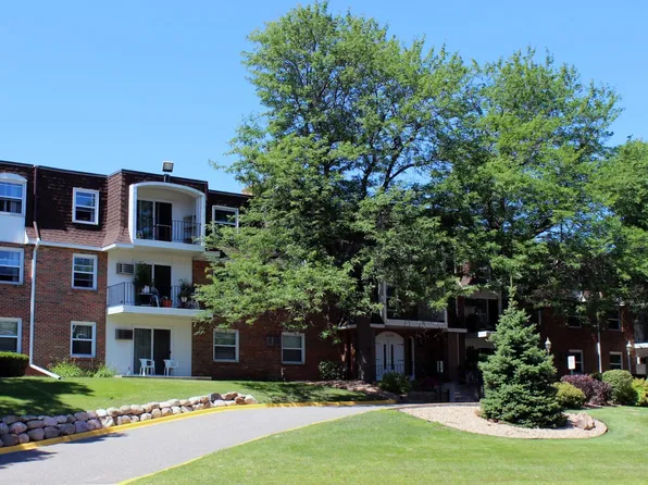 Chateau Apartments, 1555 Bellows St APT 309, Saint Paul, MN 55118