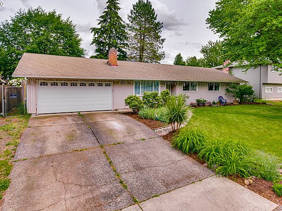 2nd image of 4621 NE 136th Ave