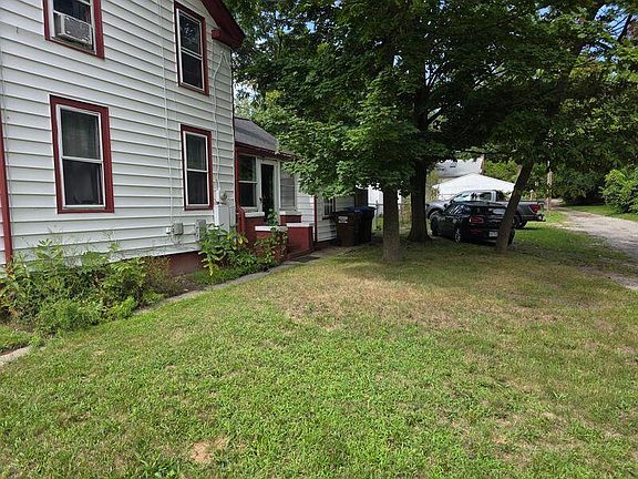 5th image of 333 E Cross St