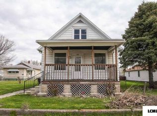 920 Pulaski St, Lincoln, IL 62656