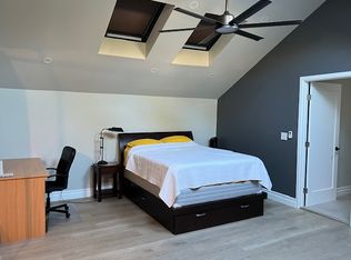 3651 Greenhill Rd, Pasadena, CA 91107