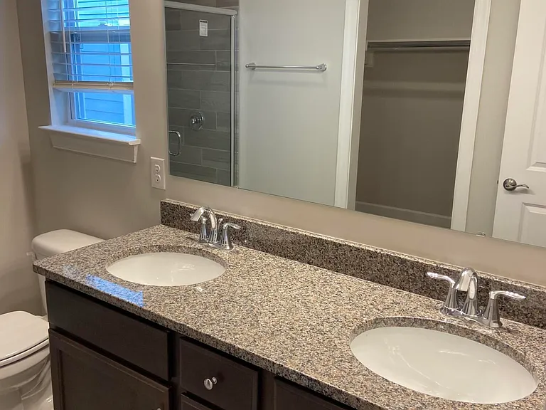 5872 Park West Cir — Photo 14