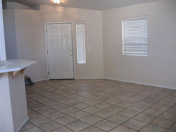 3rd image of 7532 Flat Rock St