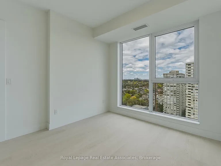 25 Cordova Ave #1914 — Photo 12