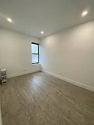 Rented by City Prime Commercial Realty 