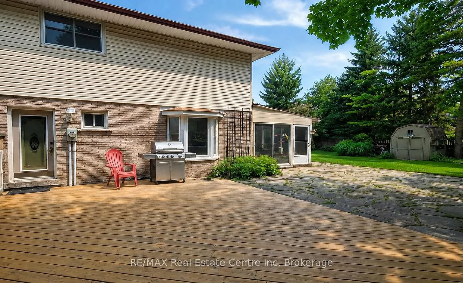 2 bed, $2,050 — Photo 2