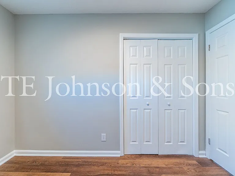 651 Summit St #A — Photo 22