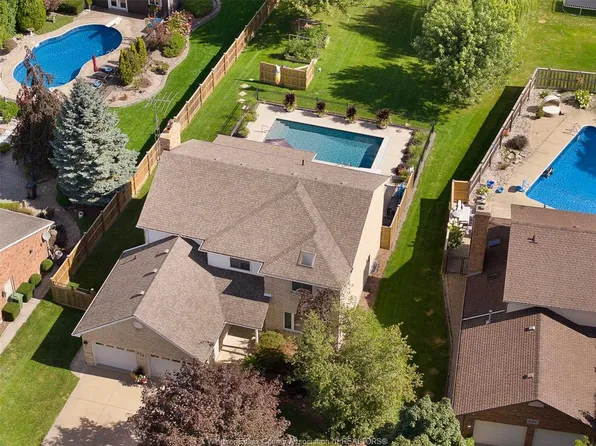 229 Irwin Ave, Essex, ON N8M 2T5