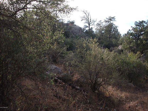 3rd image of 1815 Idylwild Hl