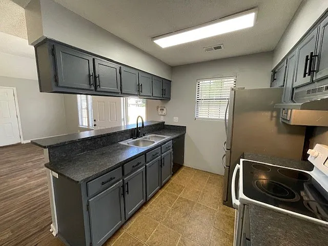 6895 Northknoll Ave — Photo 6