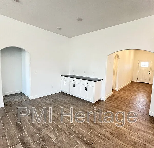2060 Periwinkle Pl — Photo 7
