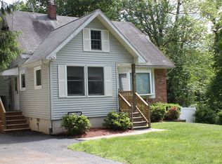 38 May Rd, Pearl River, NY 10965