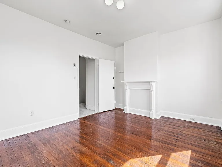 1306 Euclid St NW #2 — Photo 25