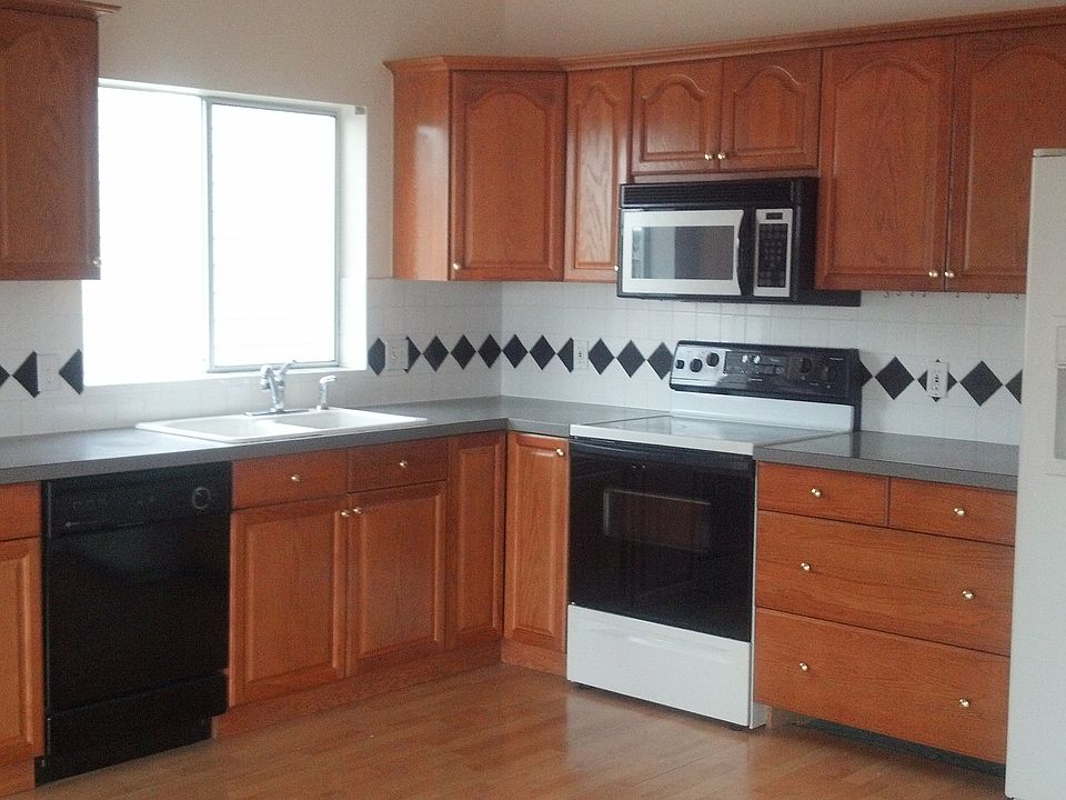 1st image of 3820 47th Ave NE