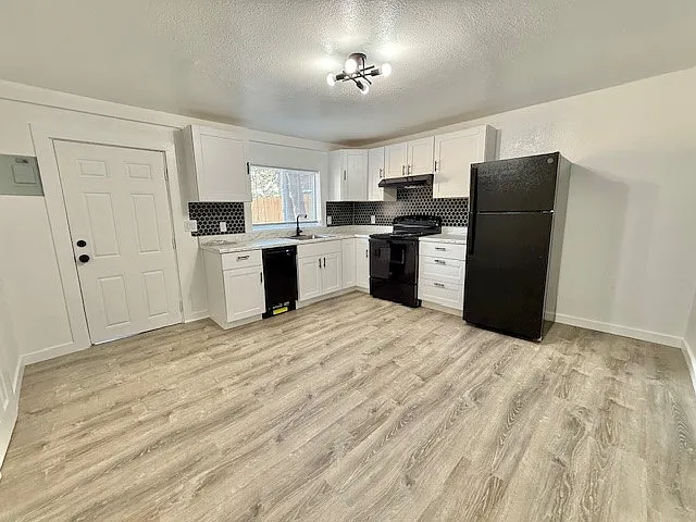 1 bed, 560 sqft, $1,200 — Photo 4