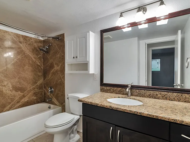 9606 241st Pl SW — Photo 16