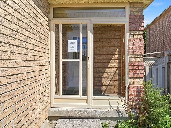 2nd image of 39 Caruso Dr