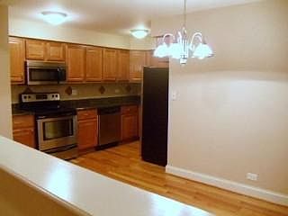 2nd image of 2206 S Goebbert Rd APT 103