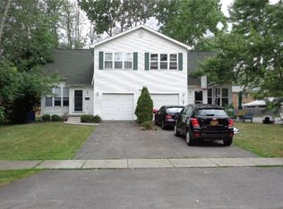 44 Denrose Dr, Amherst, NY 14228
