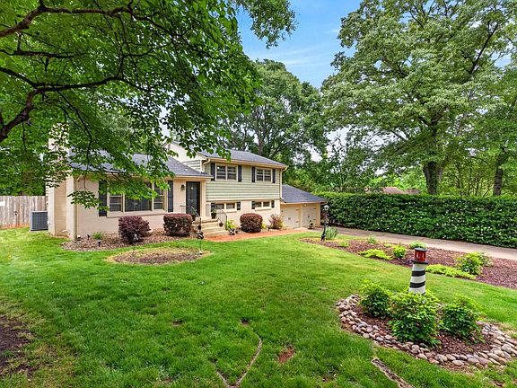 4th image of 45 Ridgeway Dr