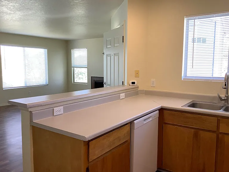 604 N Bagby Dr #A — Photo 16