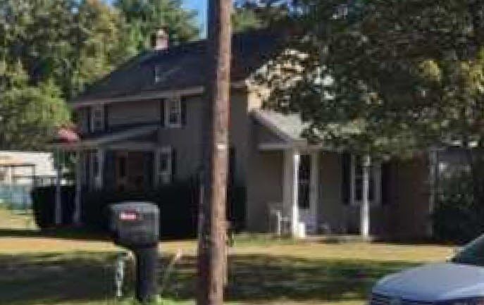 2nd image of 13 Pine St