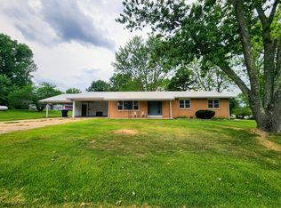 325 N Fredrick St, Houston, MO 65483