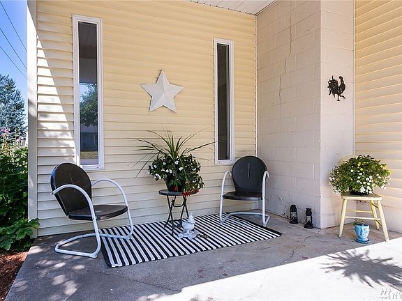 Carport or chill zone?