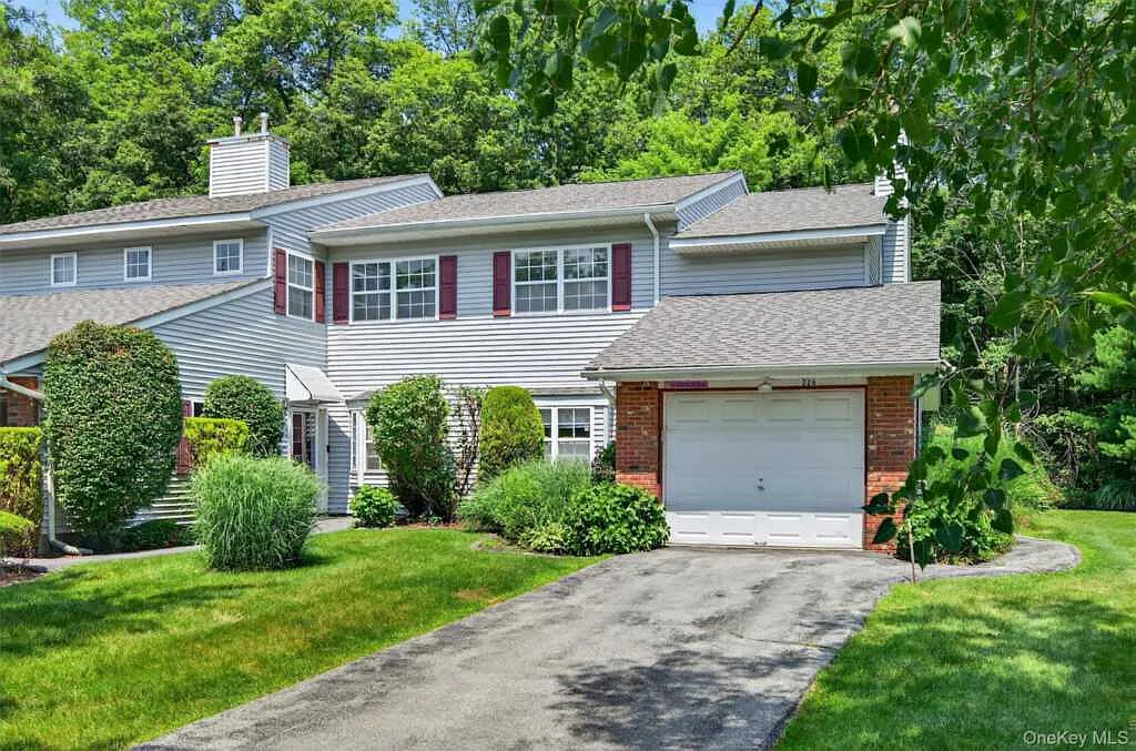 226 Eagleton Drive, Monroe, NY 10950 — Photo 1