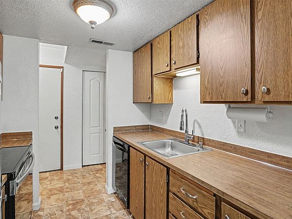 4th image of 10021 SE 235th Place #B303